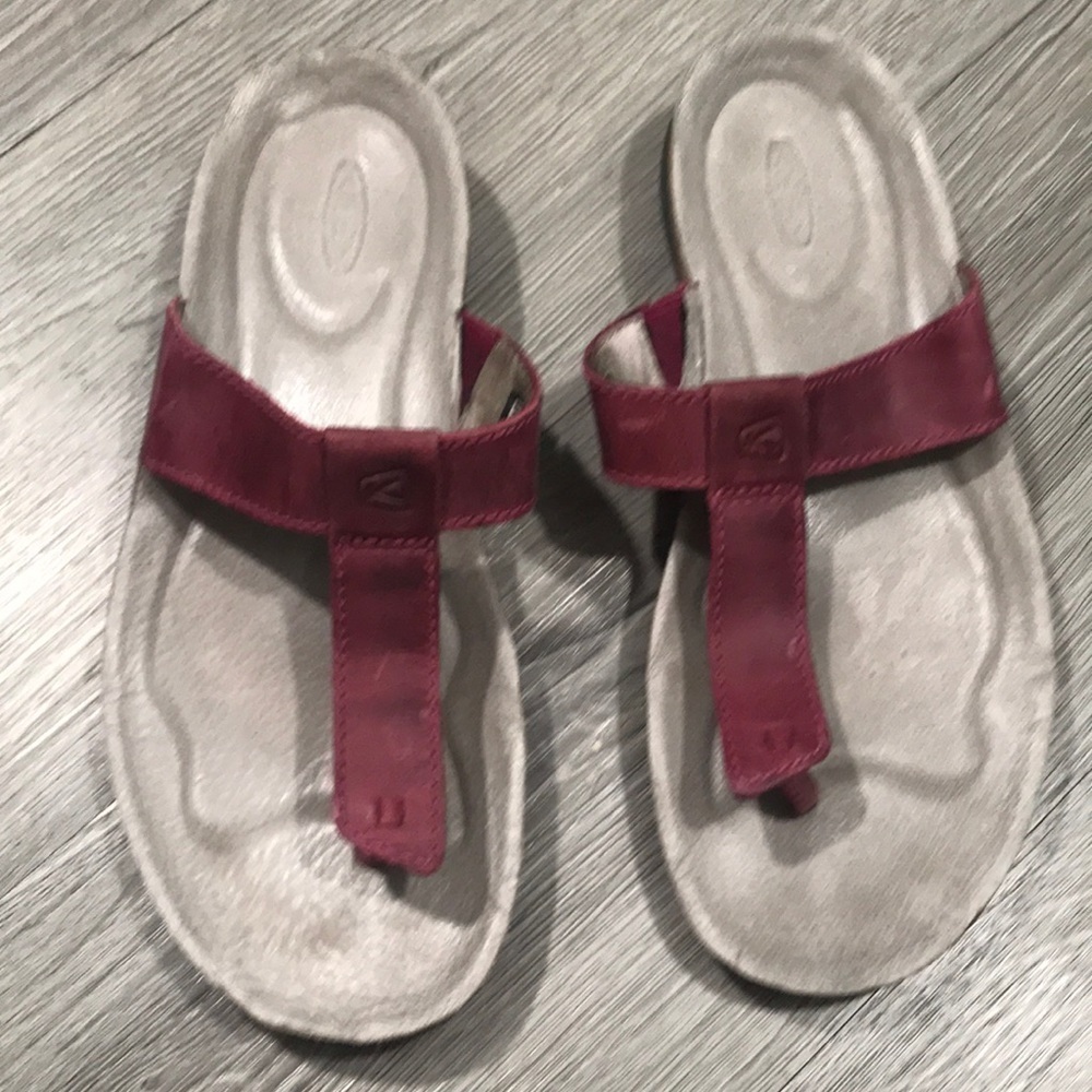 Keen Dauntless Burnished Red Leather Flip Flops